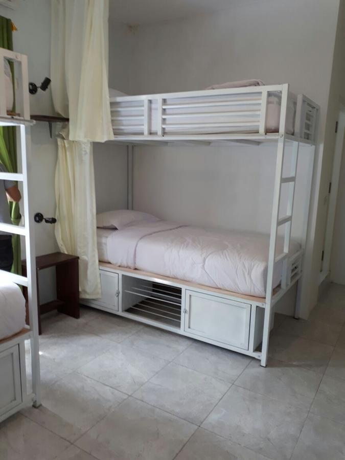 Hostel Anggrek Mas Bed & Breakfast Ubud Zewnętrze zdjęcie